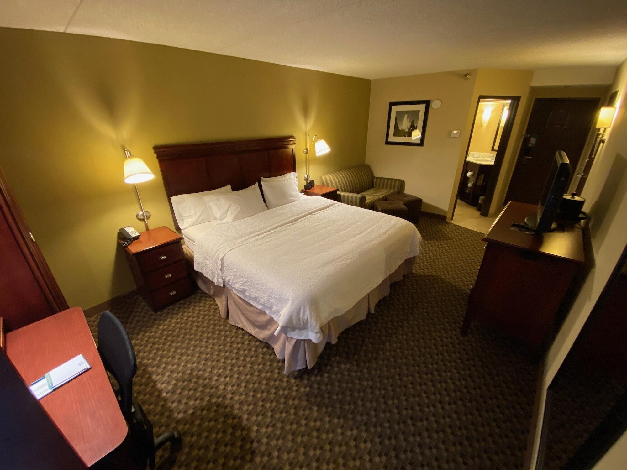 Spark By Hilton Colorado Springs I 25 Central Exterior photo