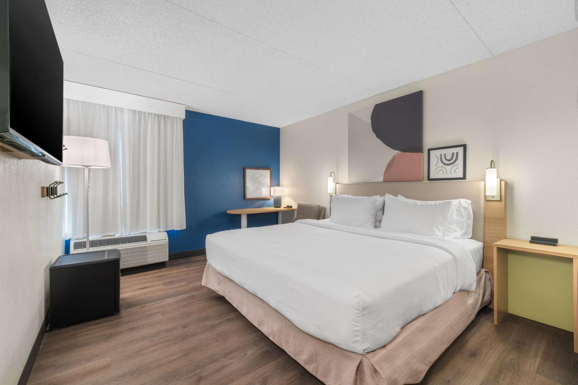 Spark By Hilton Colorado Springs I 25 Central Exterior photo