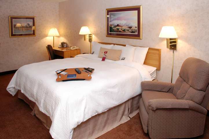 Spark By Hilton Colorado Springs I 25 Central Exterior photo